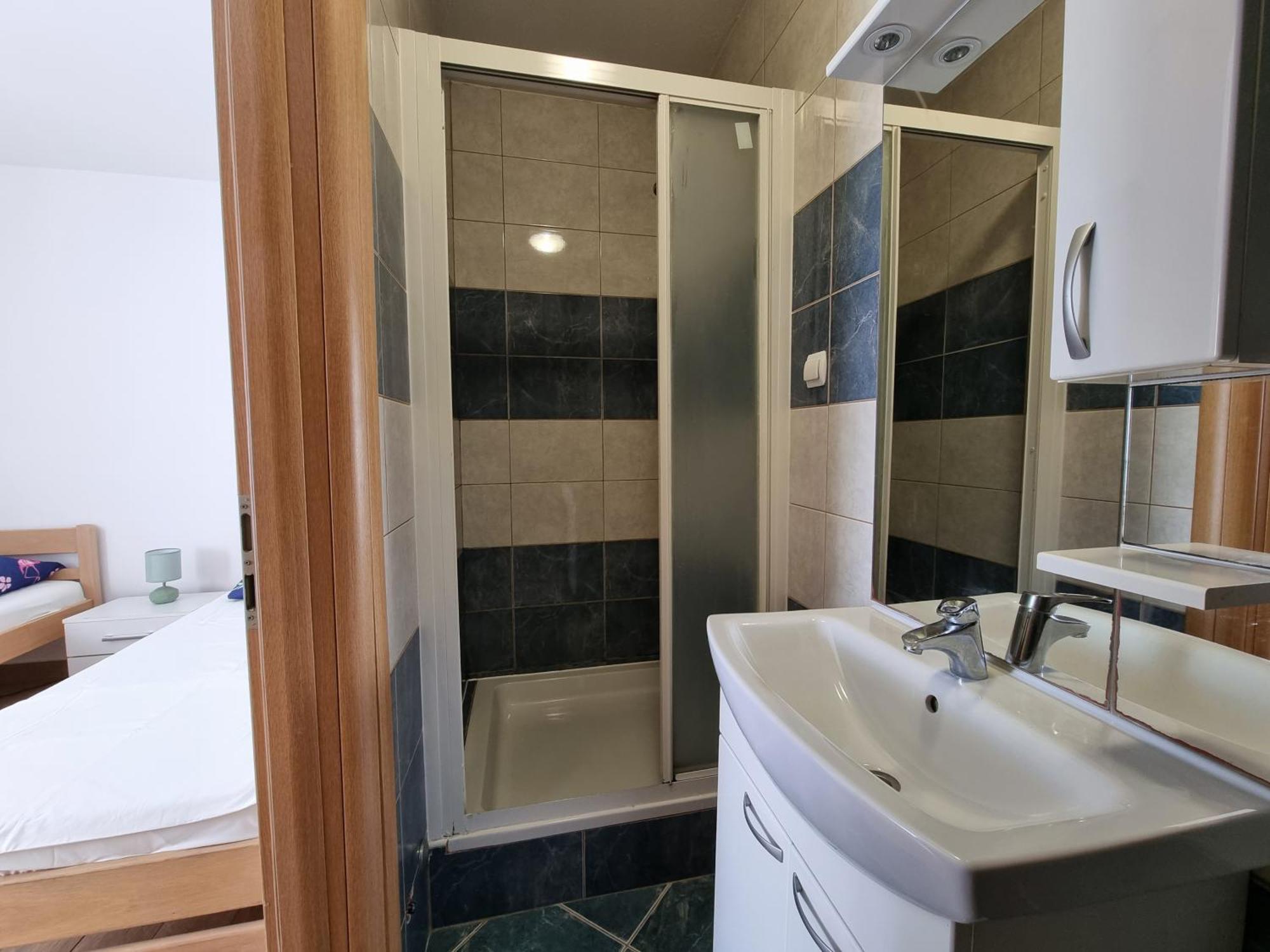 The Golden Grotto Apartments Новаля Номер фото