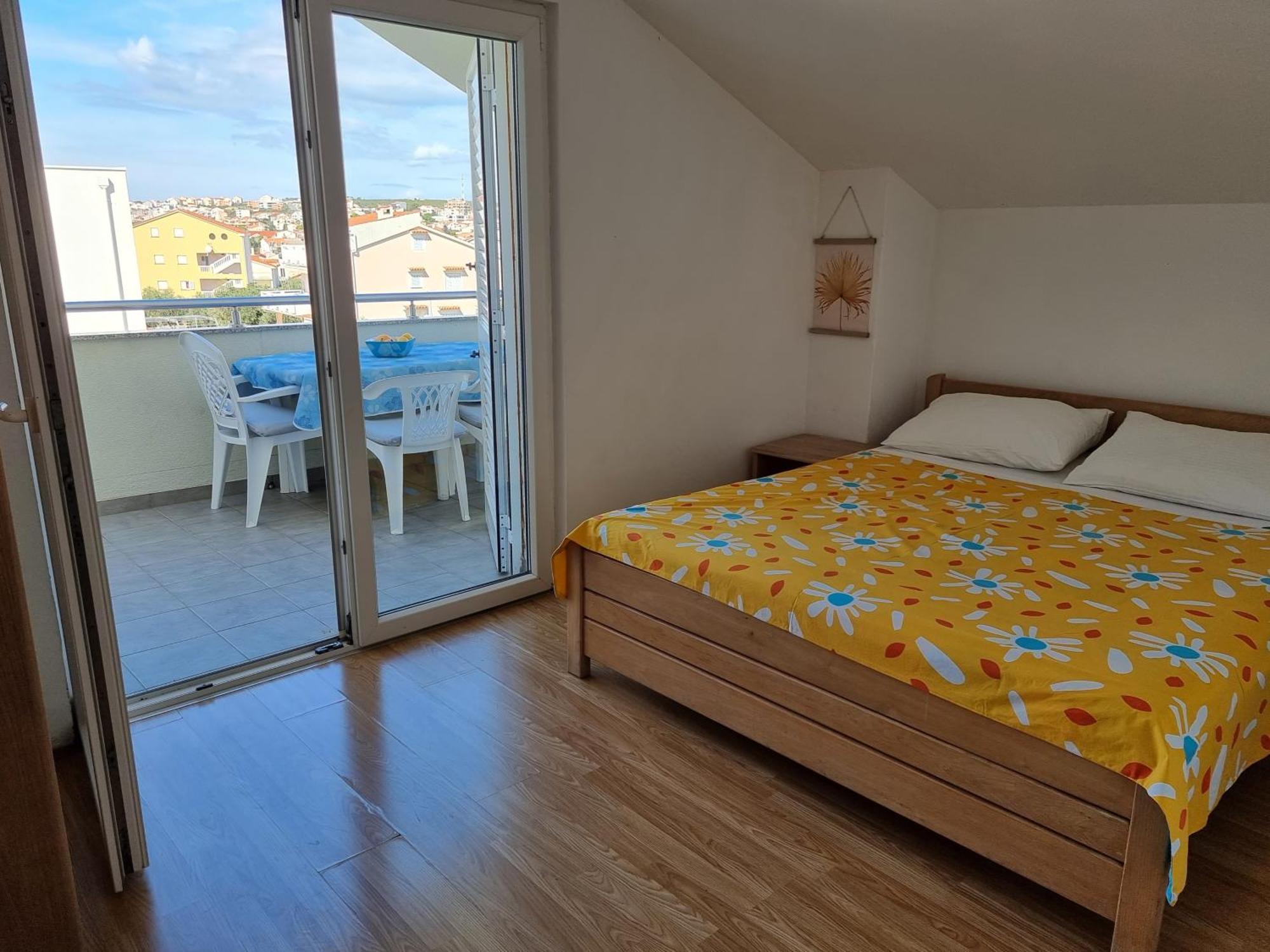 The Golden Grotto Apartments Новаля Номер фото