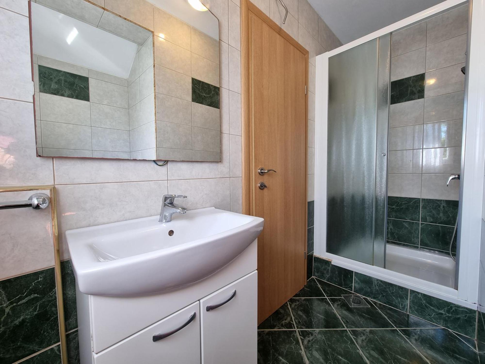 The Golden Grotto Apartments Новаля Номер фото